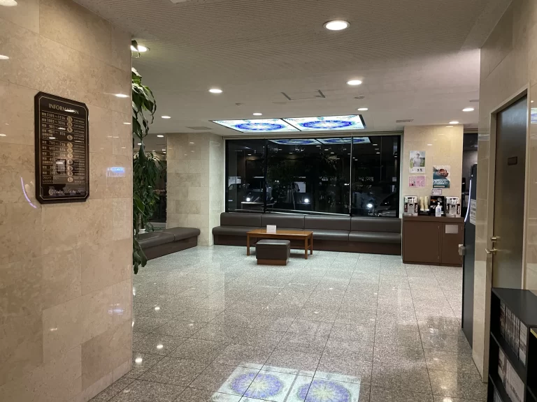 センターホテル　成田　ロビー