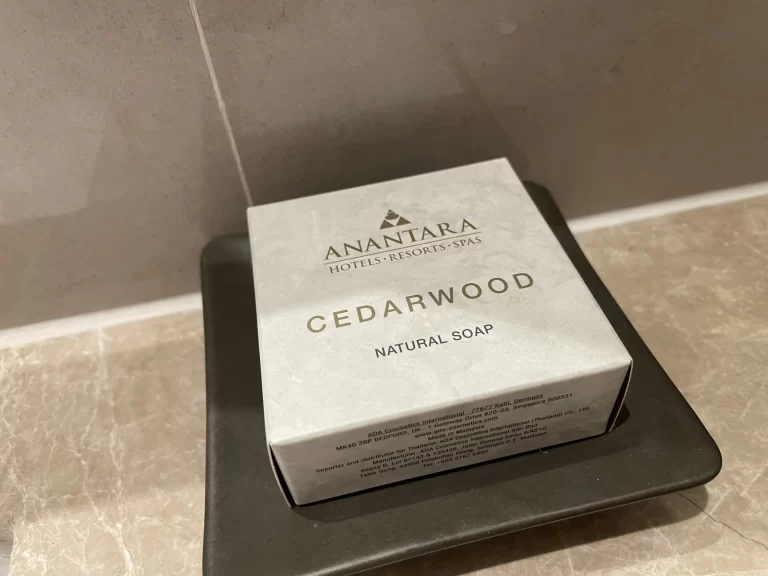 客室入口横の石けん