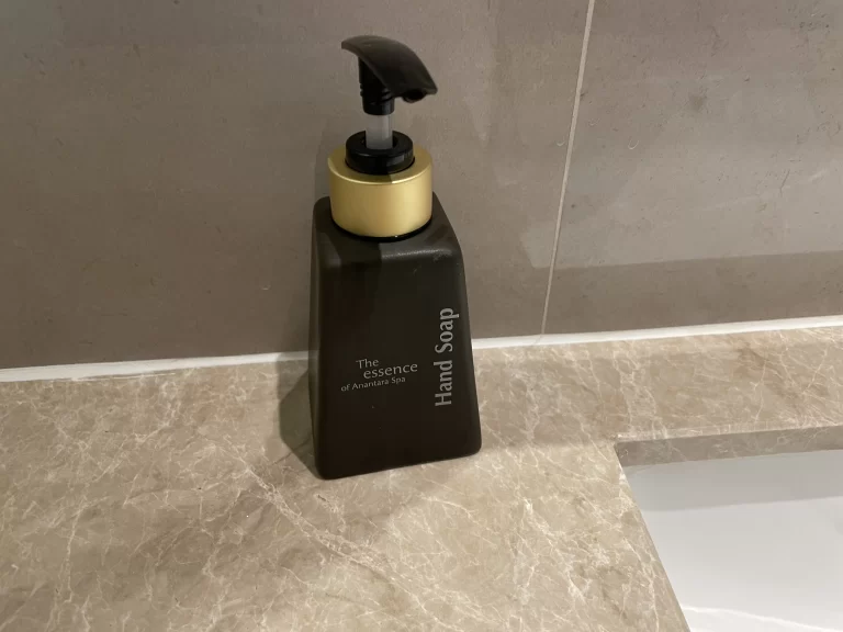 客室入口横のハンドソープ