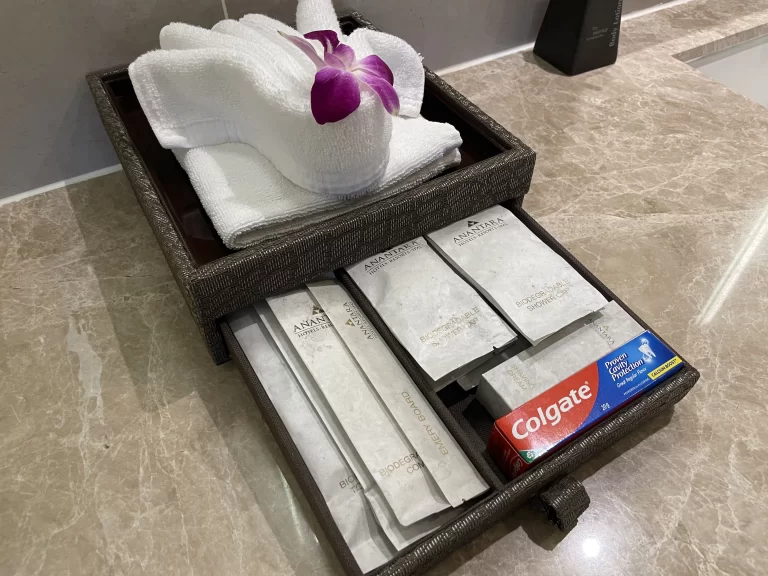 シャワールームのアメニティ