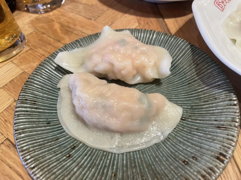 エビ水餃子