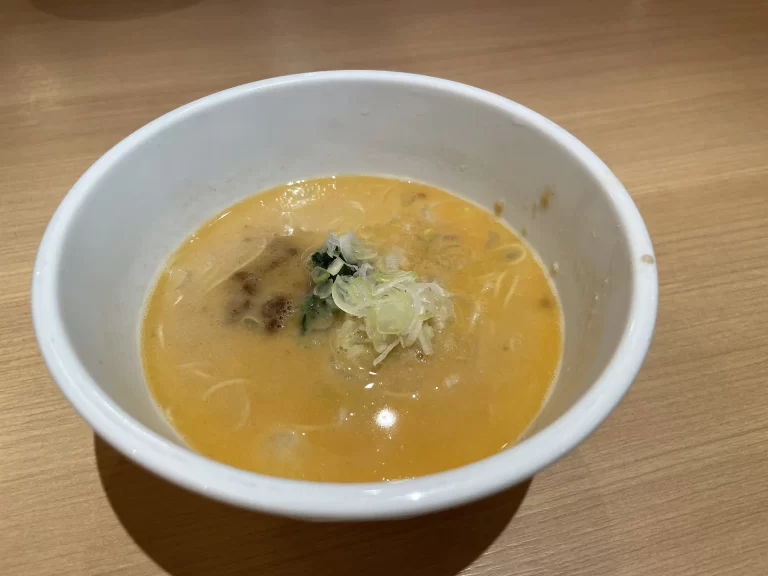 夜鳴き担々麺