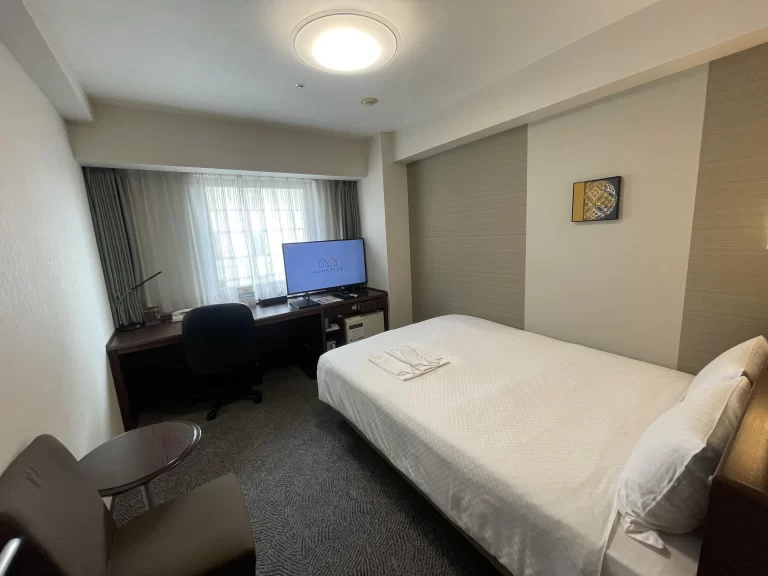 玄関側からの図