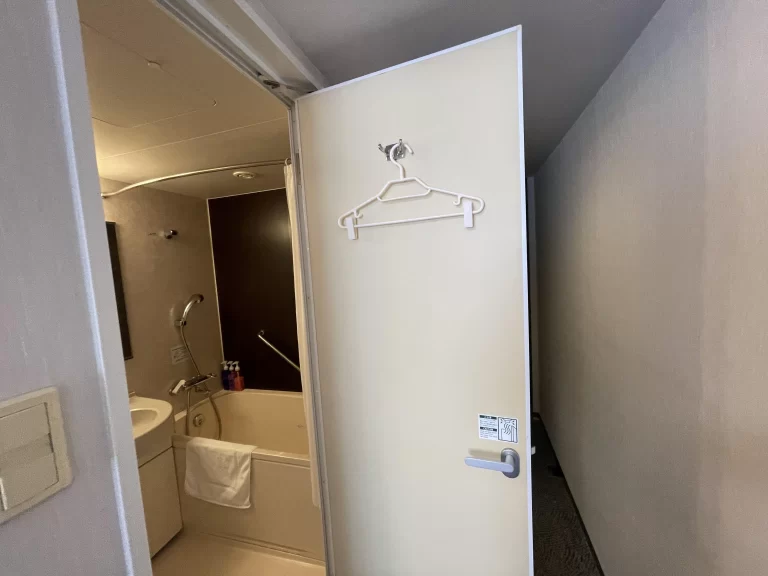 ユニットバスのドア