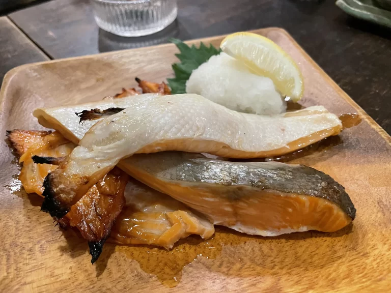 サーモンのカマ焼き