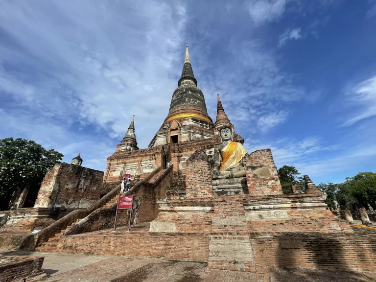 ワット･ヤイ･チャイ･モンコン メインの仏塔