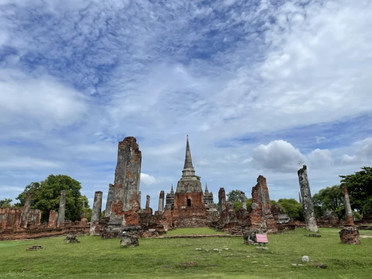 ワット･プラシーサンペット内