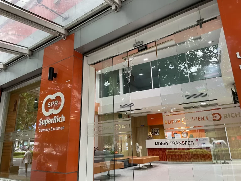 SuperRich Exchange Silom