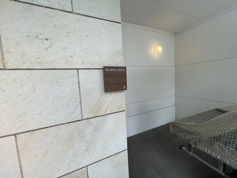 ルームタイプの札