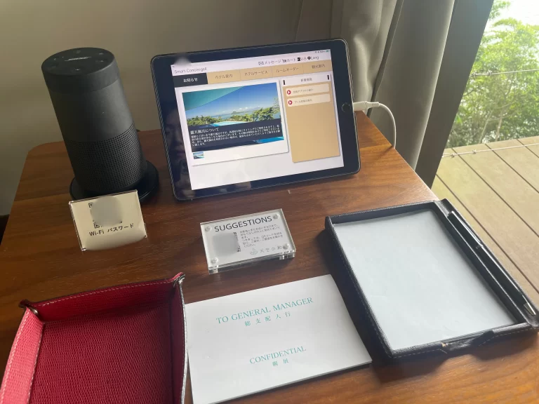 リビングのサイドテーブル