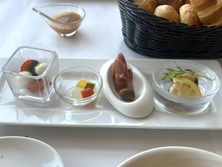 前菜盛り合わせ