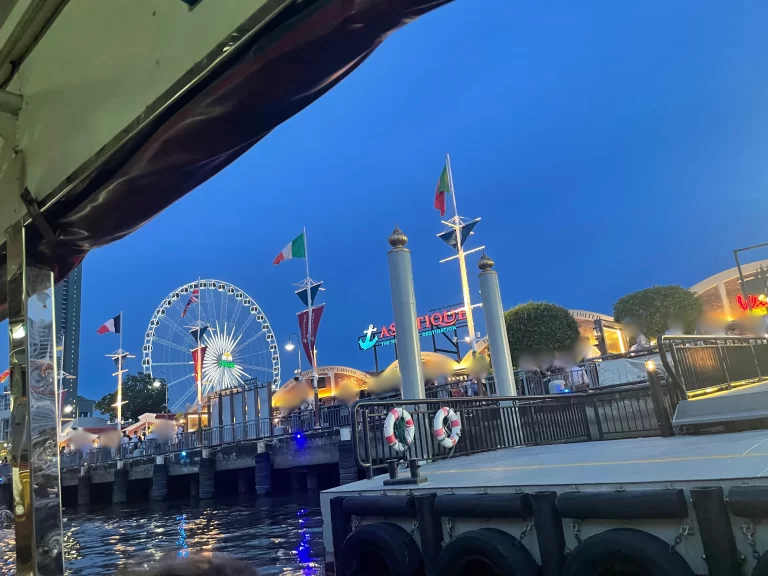 アジアティーク到着