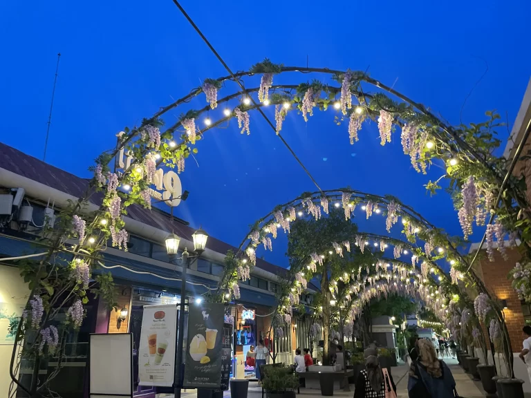 アジアティーク内装飾