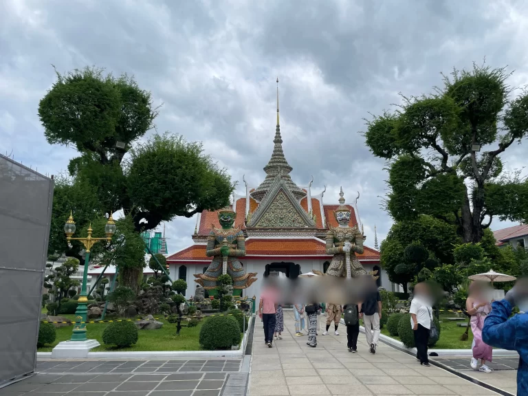 ワット･アルン山門