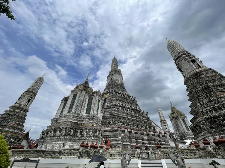 ワット･アルンのシンボル 大仏塔