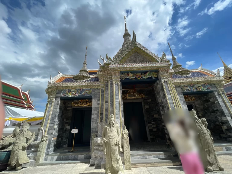 アマリン･ヴィニチャイ宮殿