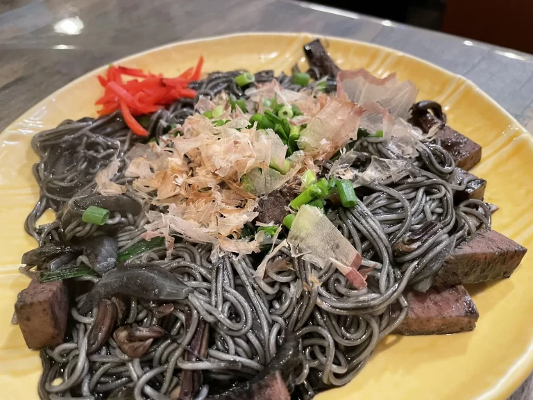 イカスミソーミンちゃんぷる