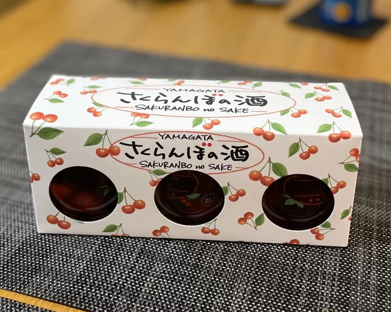 さくらんぼの酒カップ140ml×３本セット箱入
